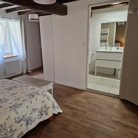 Le Grand Cerf - 4 Couchages Semesterbostad Nalzen