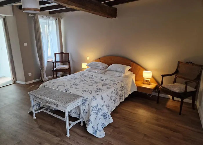 Le Grand Cerf - 4 Couchages *